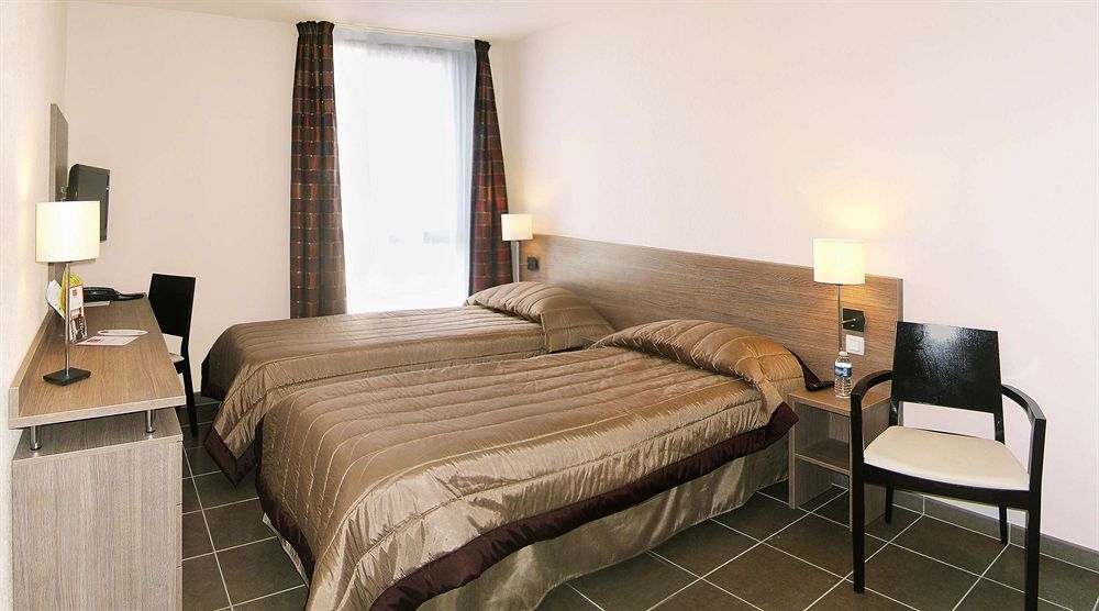 Apparthotel Sejours & Affaires Manosque Exteriör bild